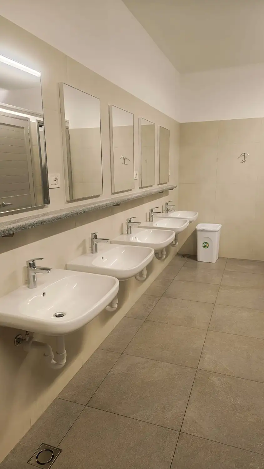 Campeggio Valbondione Bagni Ristrutturati 1